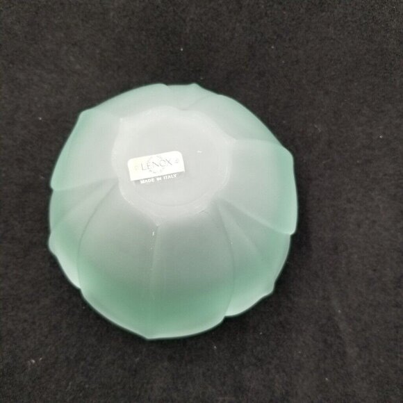 Vintage Lenox Bowl Frosted Green Tulip Petal Dish 3.75" New - Picture 3 of 4